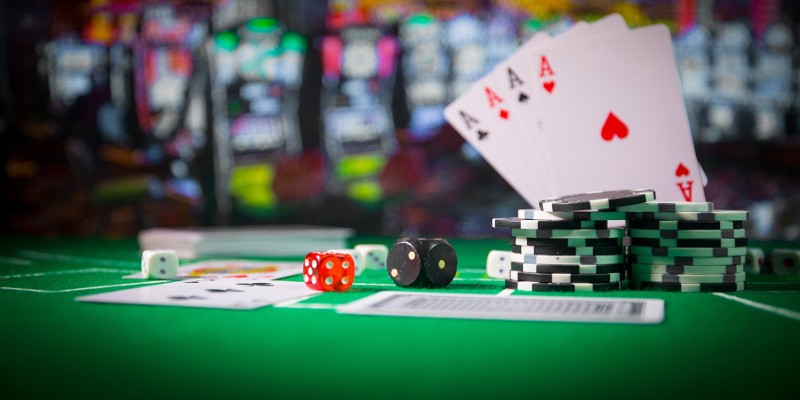 Siêu phẩm game bài Phỏm tại 8KBET
